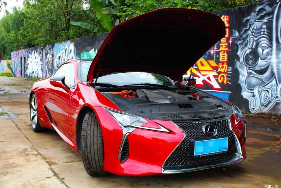 Lexus LC500 