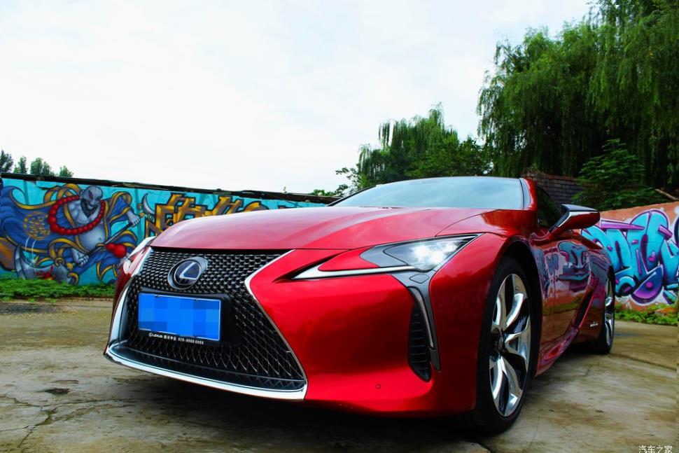 Lexus LC500 