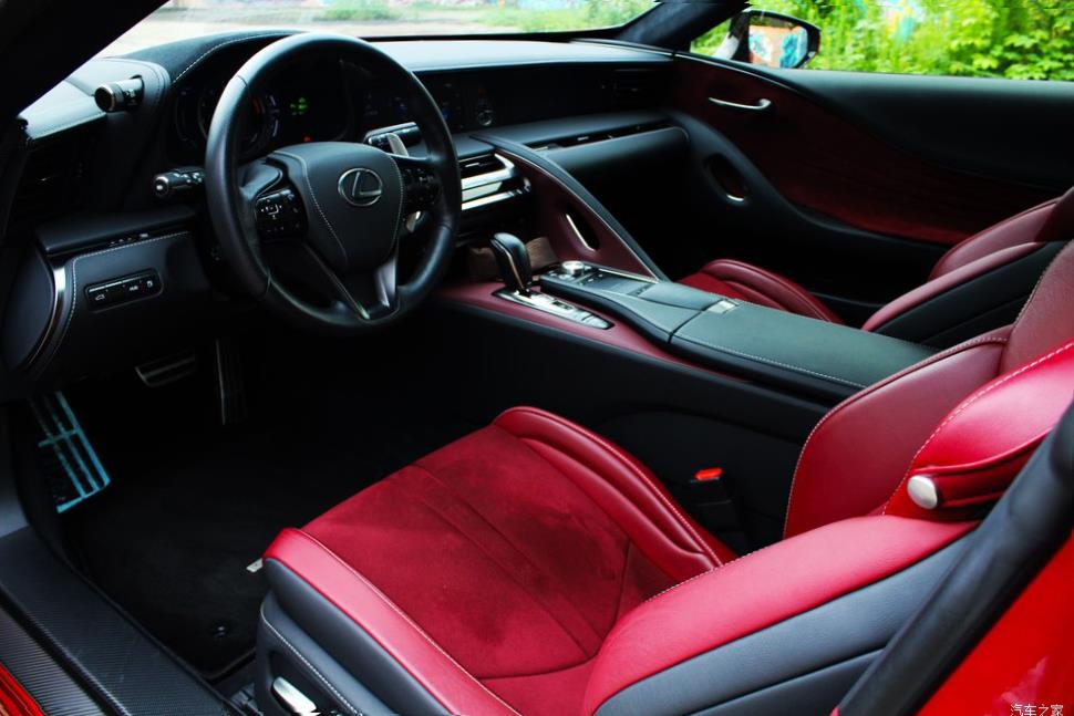 Lexus LC500 