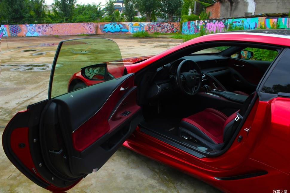Lexus LC500 