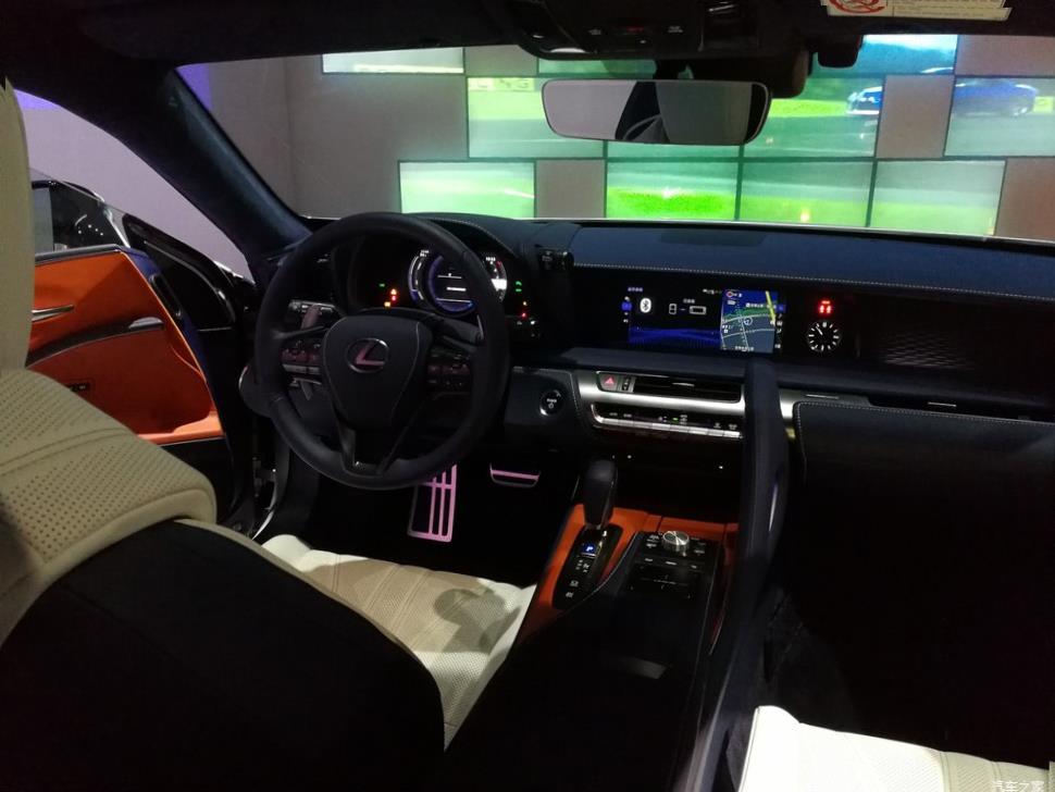 Lexus LC500 
