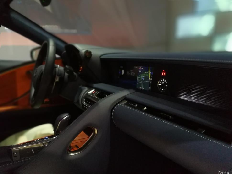 Lexus LC500 