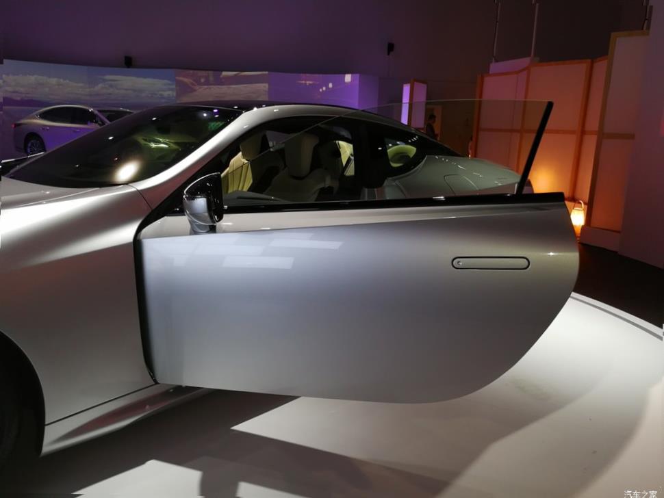 Lexus LC500 