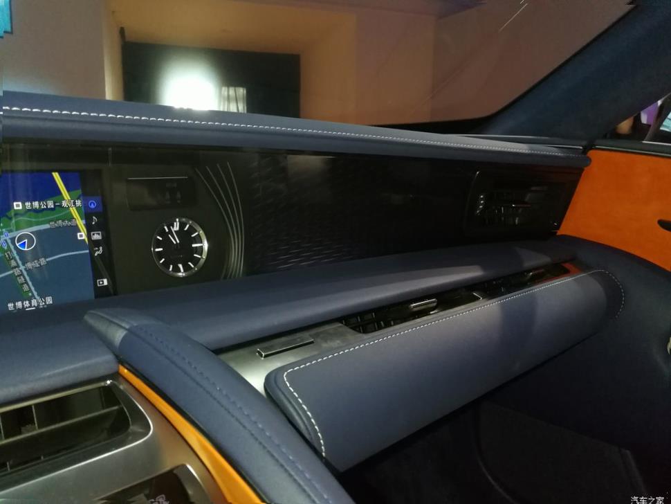 Lexus LC500 