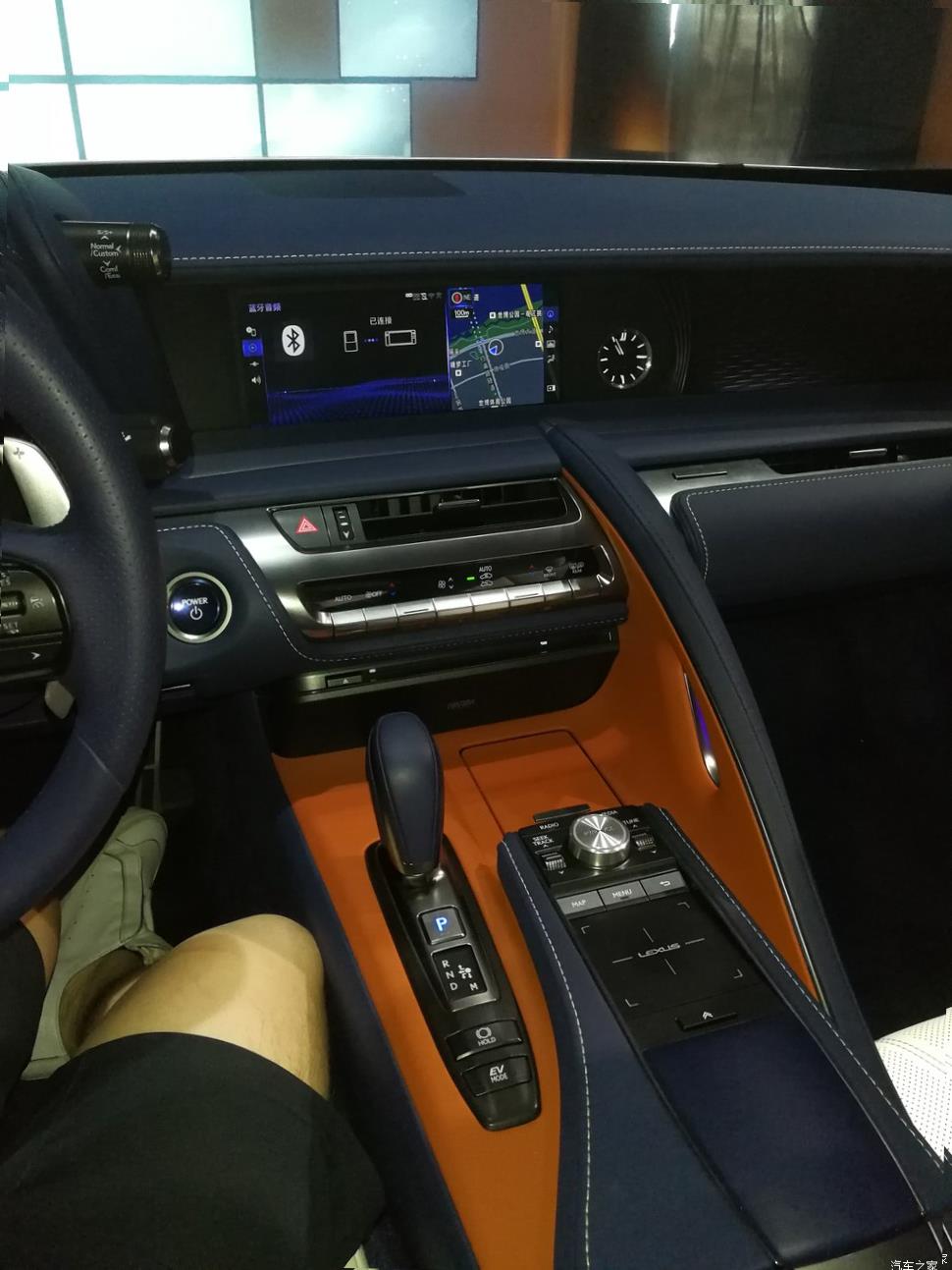Lexus LC500 