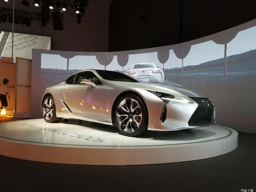 Lexus LC500 