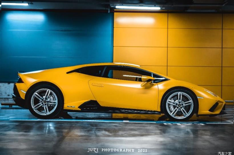 Lamborghini Huracan 
