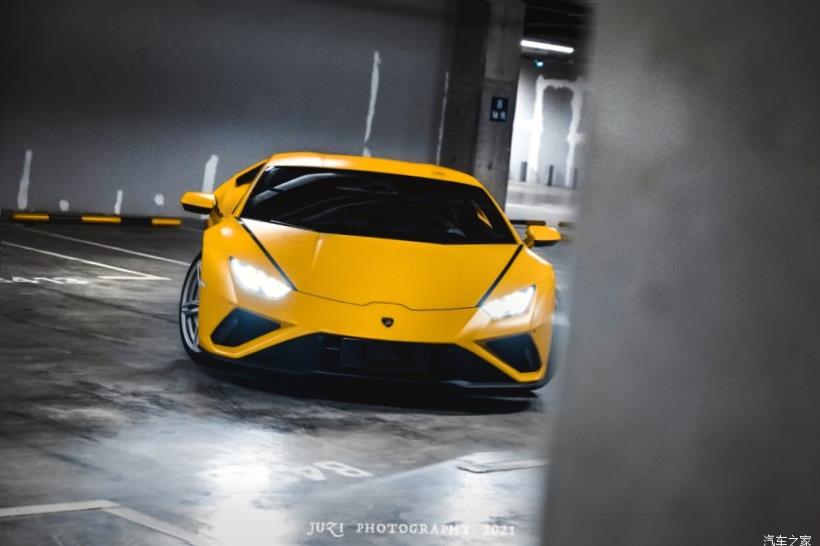 Lamborghini Huracan 
