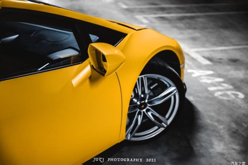 Lamborghini Huracan 