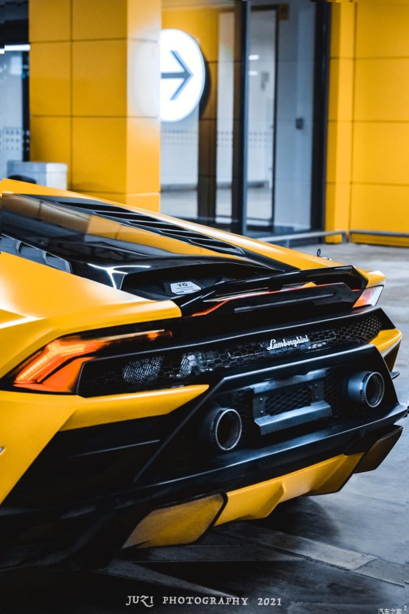Lamborghini Huracan 
