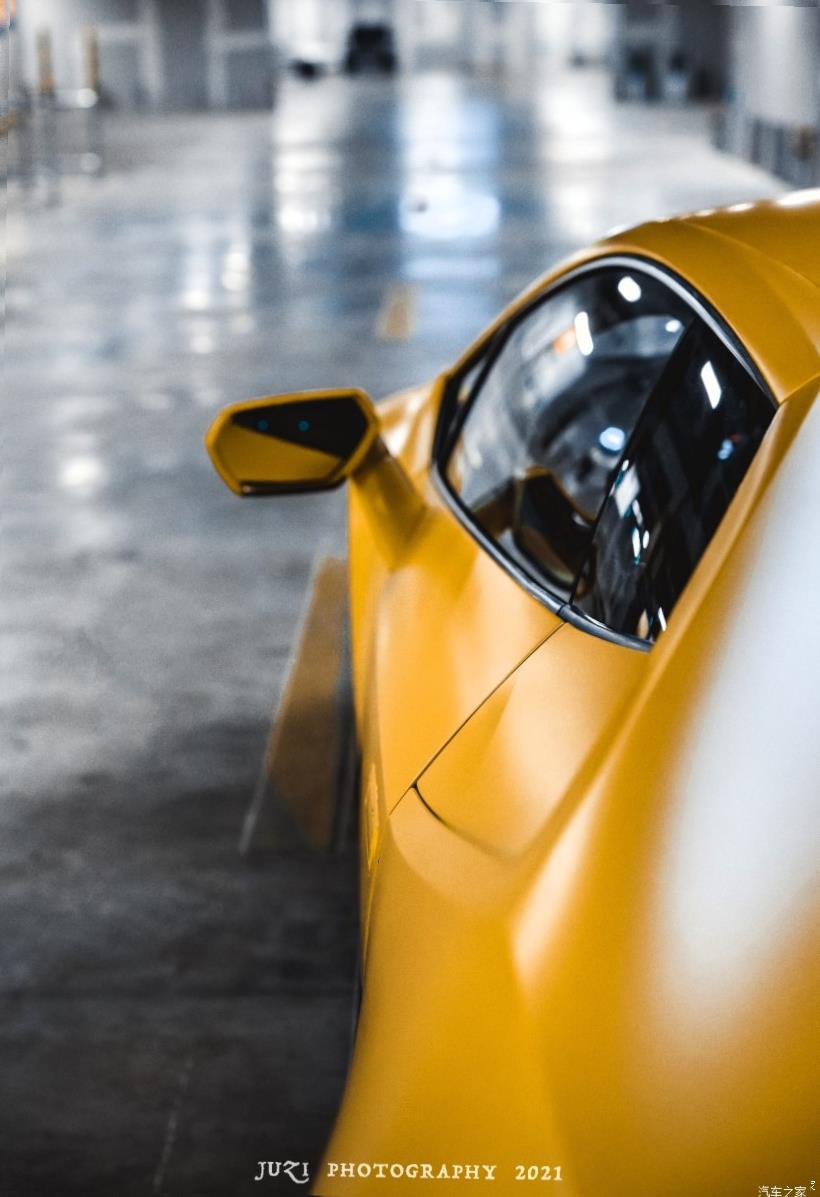 Lamborghini Huracan 