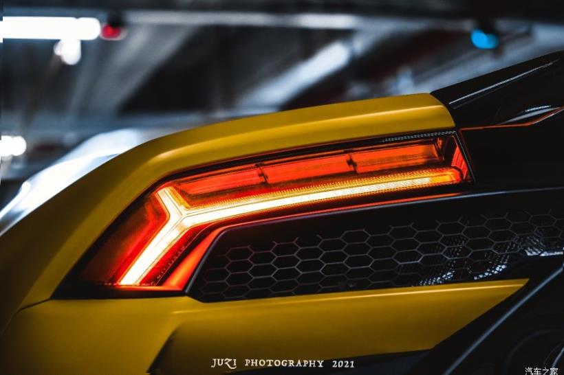 Lamborghini Huracan 