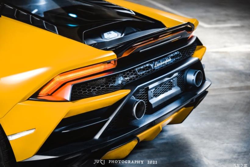 Lamborghini Huracan 