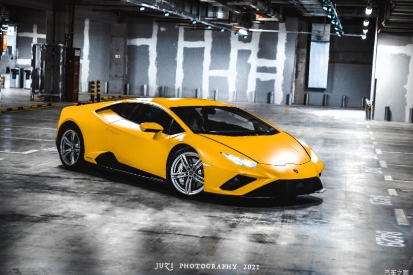 Lamborghini Huracan 