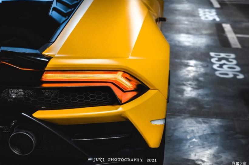 Lamborghini Huracan 
