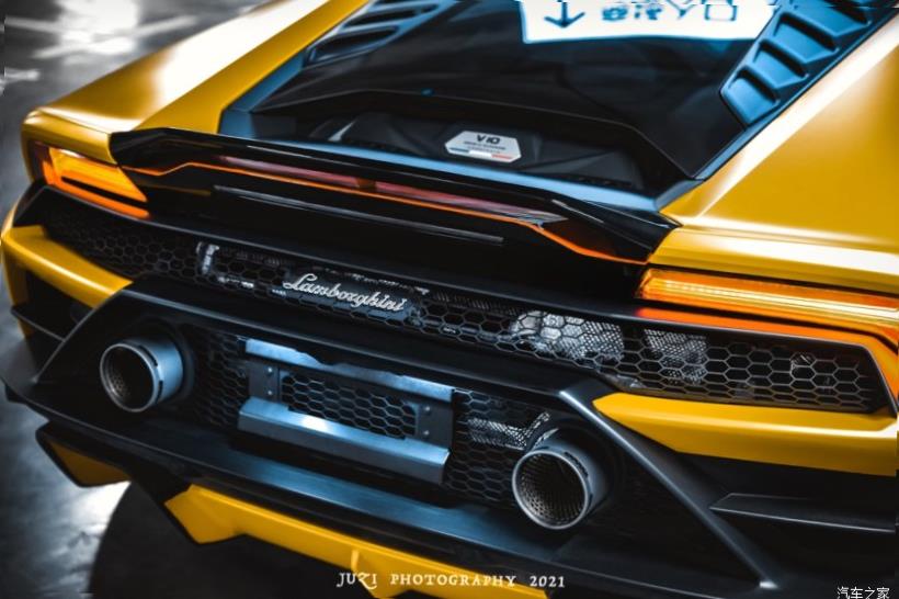 Lamborghini Huracan 