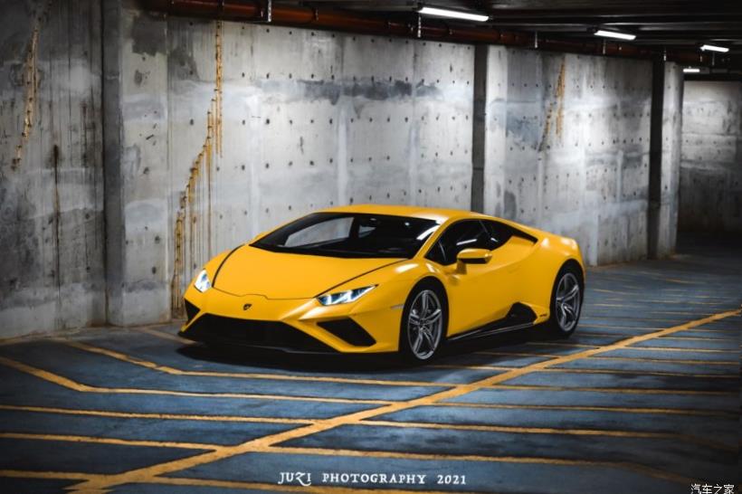 Lamborghini Huracan 