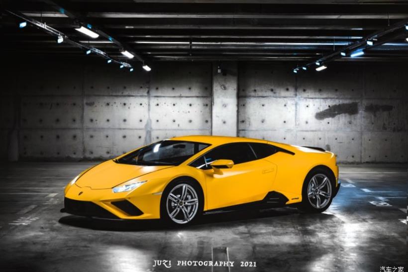 Lamborghini Huracan 