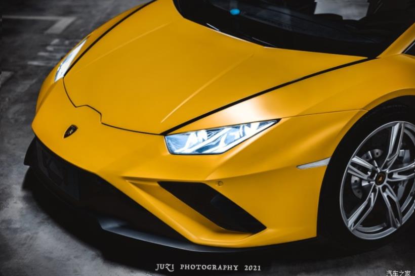 Lamborghini Huracan 