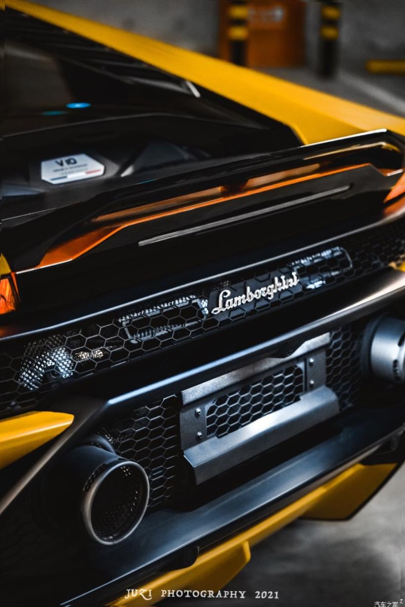 Lamborghini Huracan 