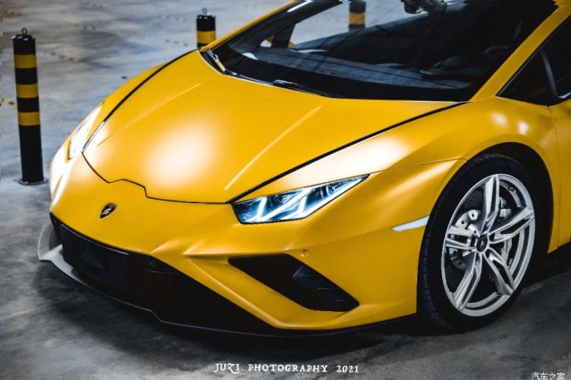Lamborghini Huracan 