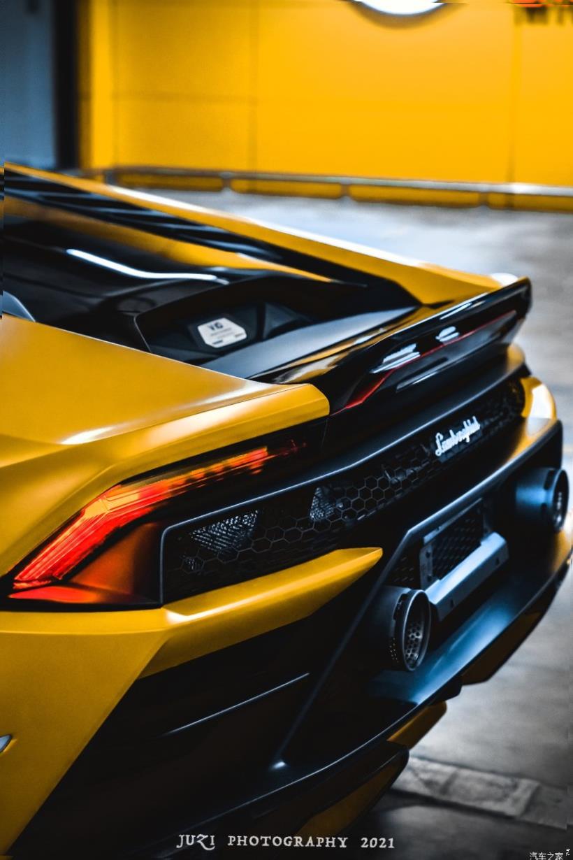 Lamborghini Huracan 