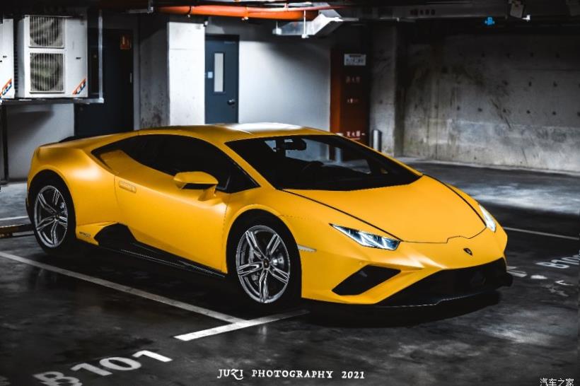 Lamborghini Huracan 