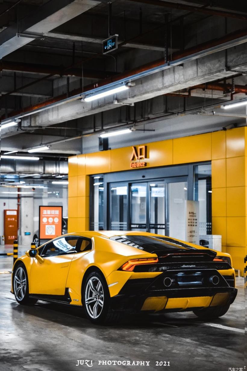 Lamborghini Huracan 