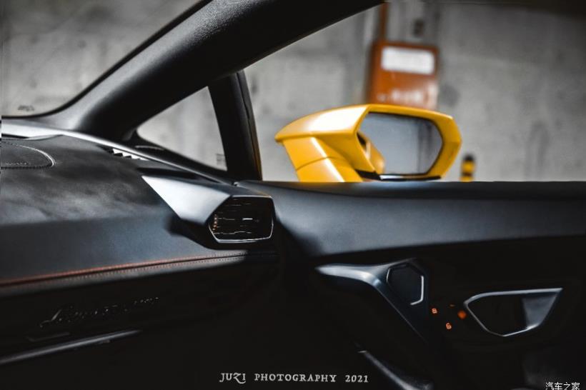 Lamborghini Huracan 
