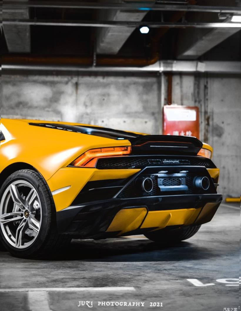 Lamborghini Huracan 