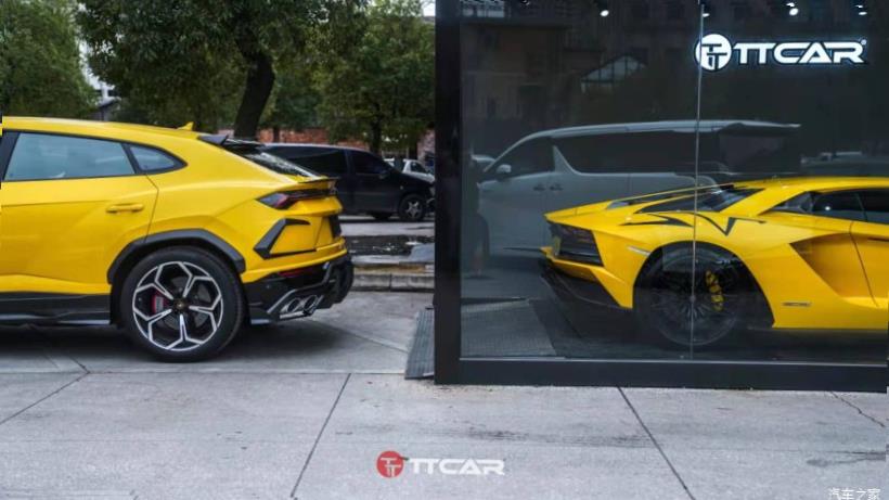 Lamborghini Huracan 