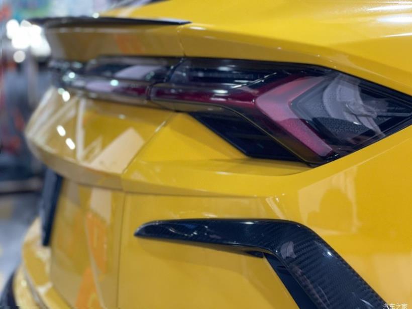 Lamborghini Huracan 