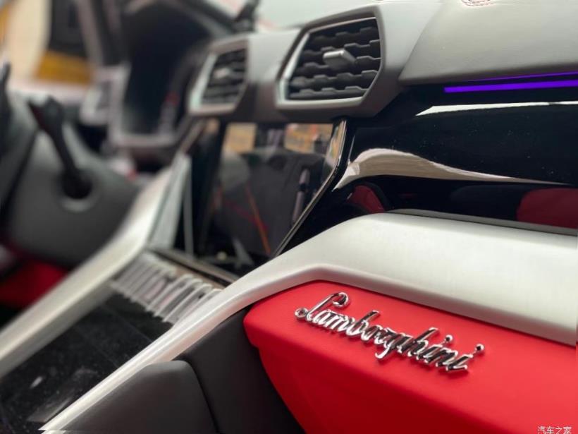 Lamborghini Huracan 