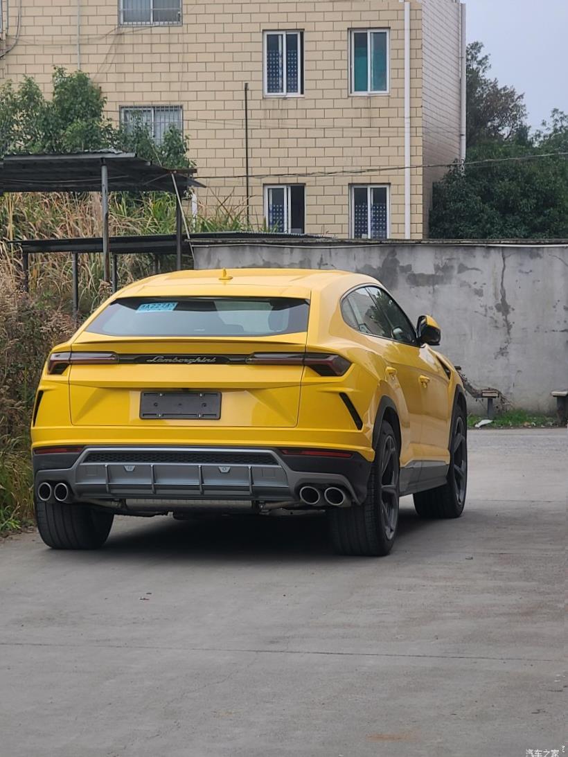 Lamborghini Huracan 