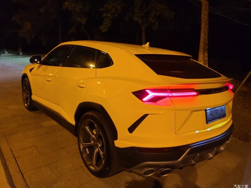 Lamborghini Huracan 