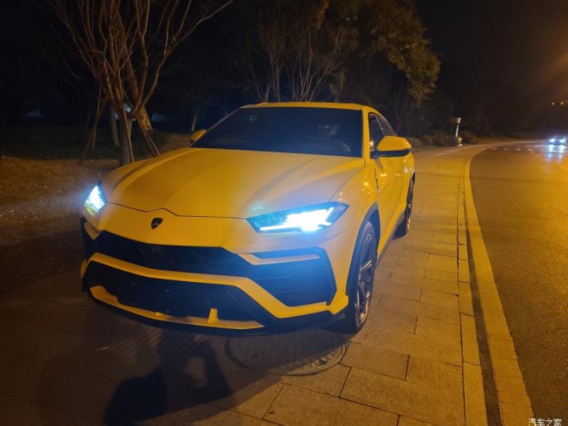 Lamborghini Huracan 