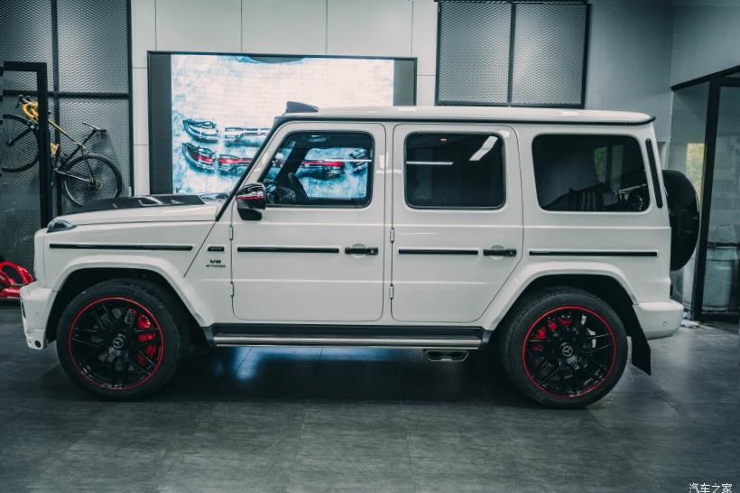Mercedes-Benz G-Class (W463)