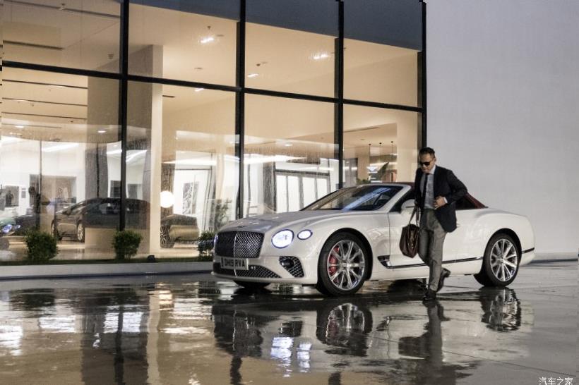 Bentley Bentayga 