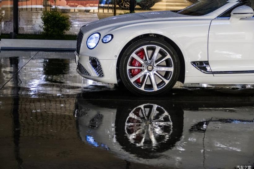 Bentley Bentayga 