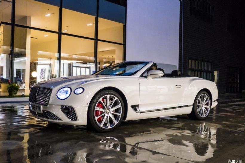 Bentley Bentayga 
