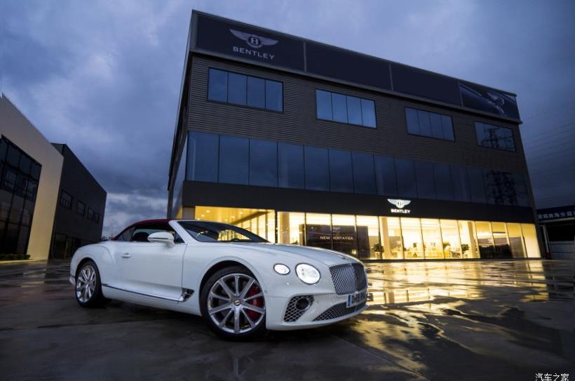 Bentley Bentayga 