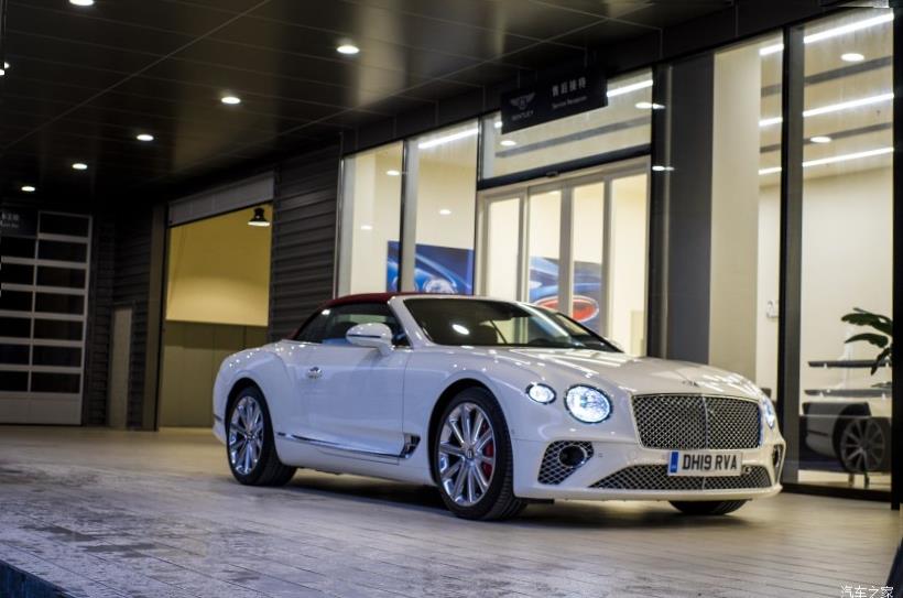 Bentley Bentayga 