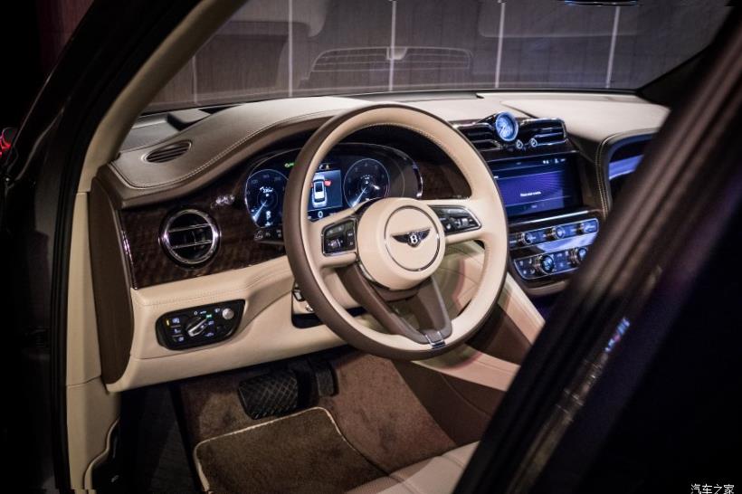 Bentley Bentayga 