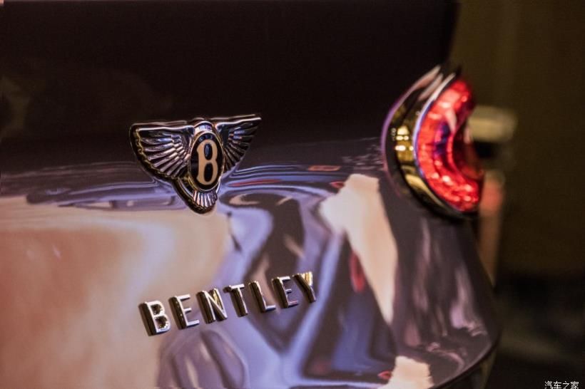 Bentley Bentayga 