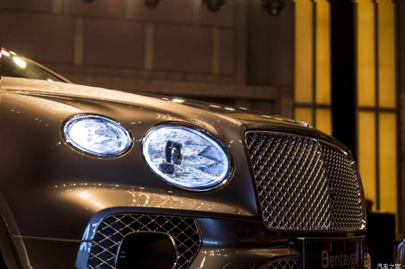 Bentley Bentayga 