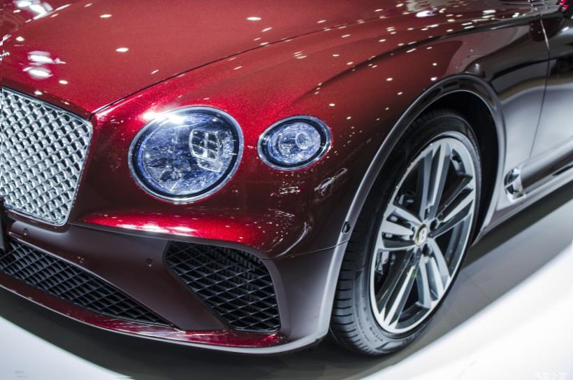 Bentley Bentayga 