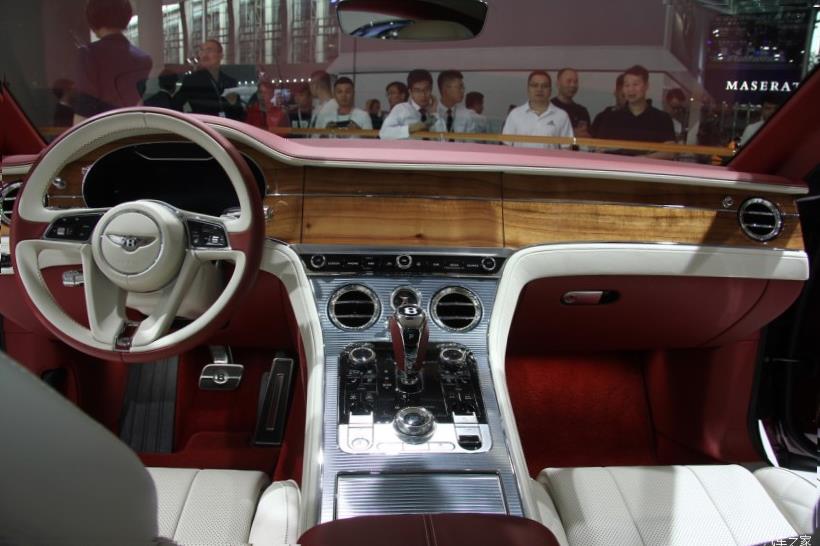 Bentley Bentayga 