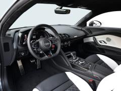 Audi R8 (4S) Фото Audi R8 (4S)