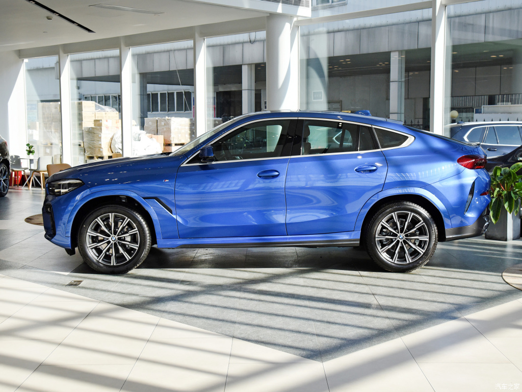 BMW X6 фото