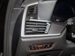 Фото M50i AT Base, фото салона Фото BMW X7 (G07), фото салона